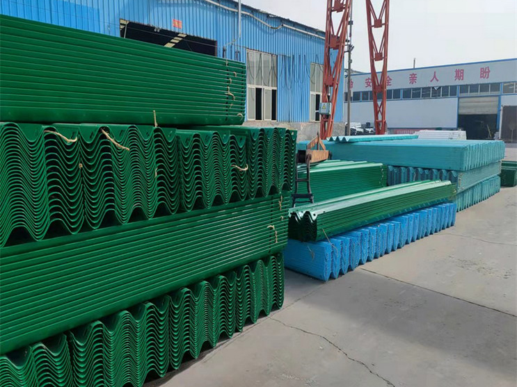 波形護欄板的基本事項及物理原理